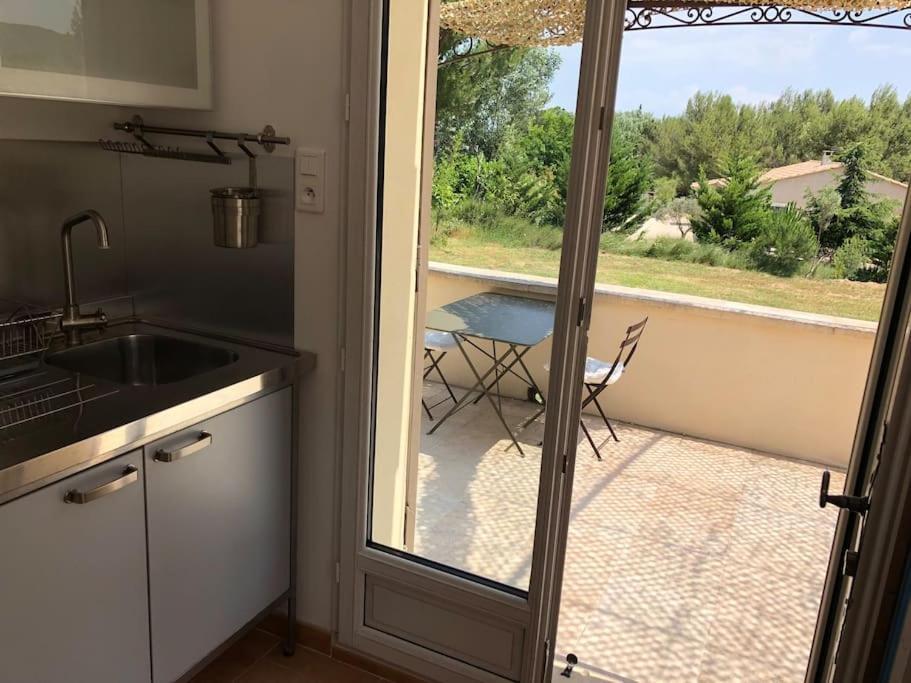 Appartement Dans Bastide A Saint Remy De Provence ภายนอก รูปภาพ
